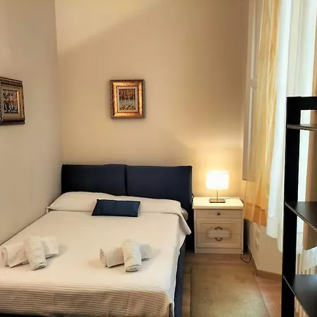 Ghibellina Elegant With 4 Bedrooms Apartmán *