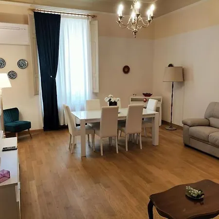Ghibellina Elegant With 4 Bedrooms * Florencie