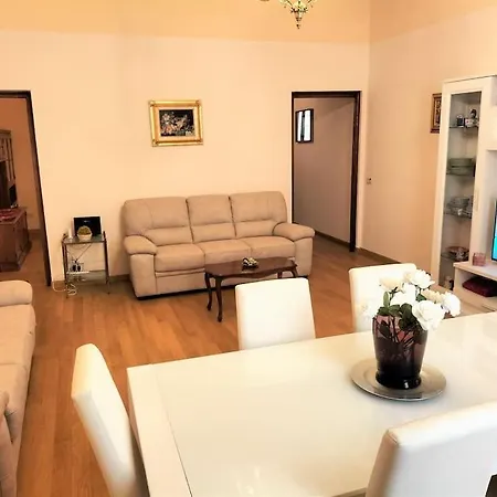 Ghibellina Elegant With 4 Bedrooms Apartmán Florencie