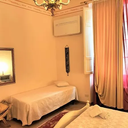 Appartement Ghibellina Elegant With 4 Bedrooms Florence